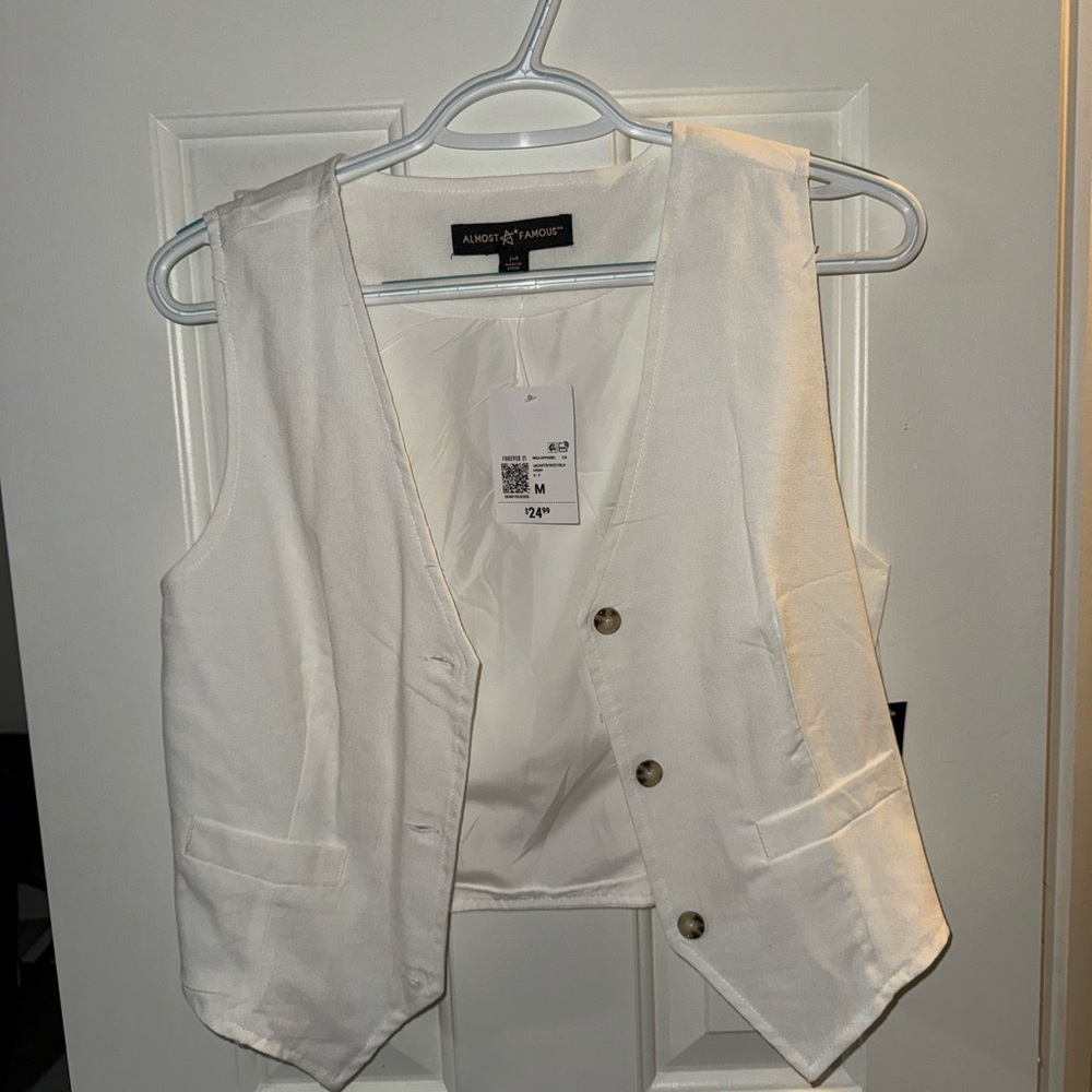 Andrew Marc Women's White Buttoned Vest